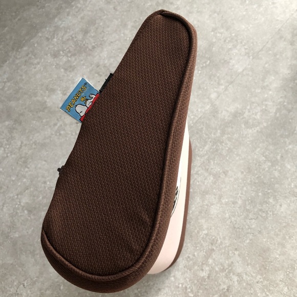 🚫SOLD🚫Snoopy lumbar cushion - Picture 4 of 5